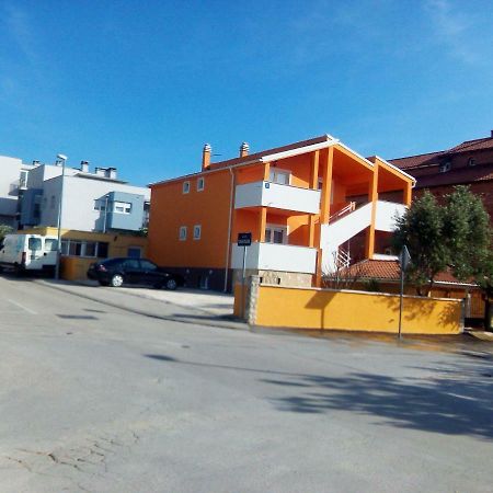 Apartments Batarilo Biograd Na Moru Eksteriør bilde