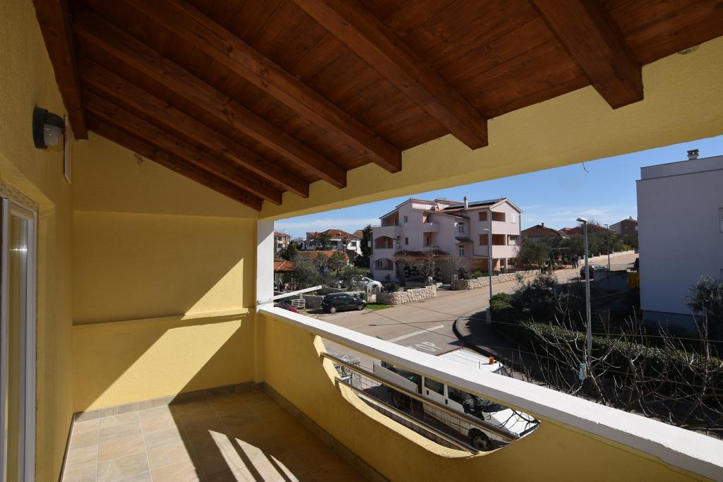 Apartments Batarilo Biograd Na Moru Eksteriør bilde