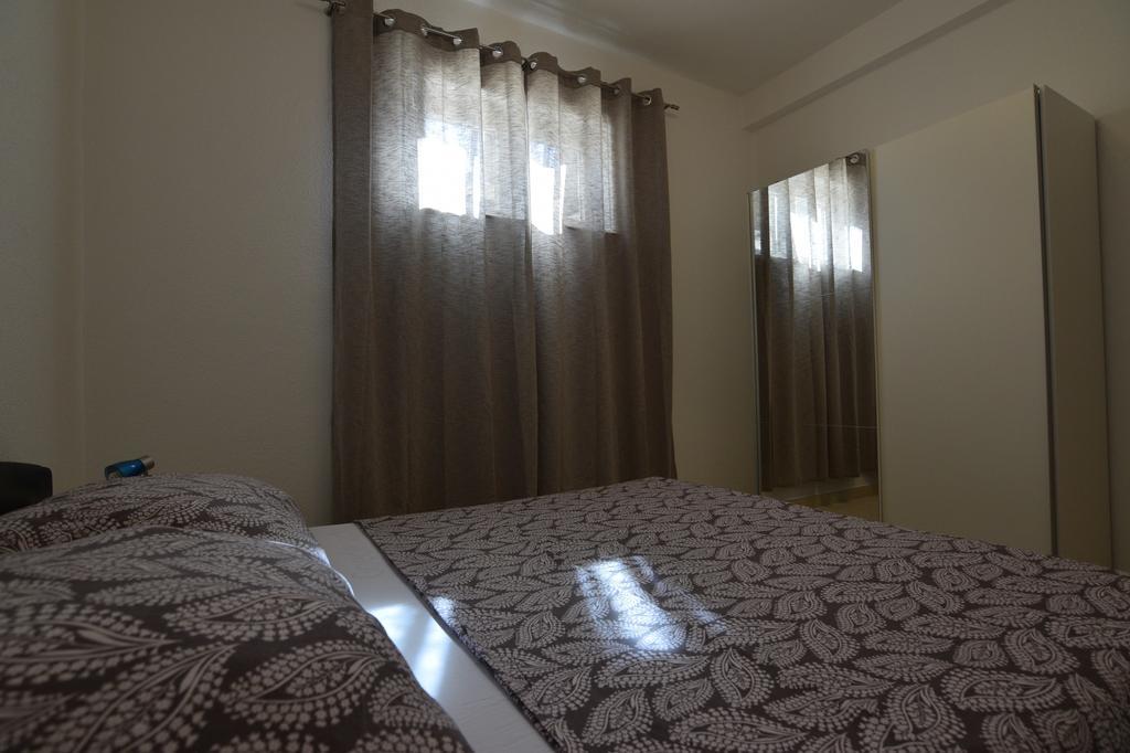 Apartments Batarilo Biograd Na Moru Eksteriør bilde