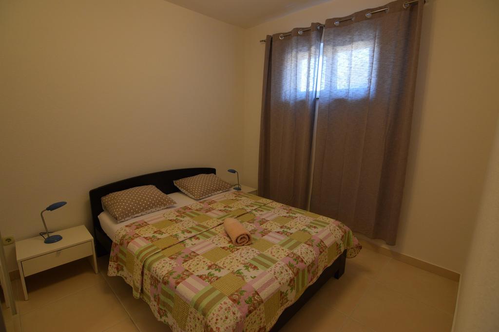 Apartments Batarilo Biograd Na Moru Eksteriør bilde