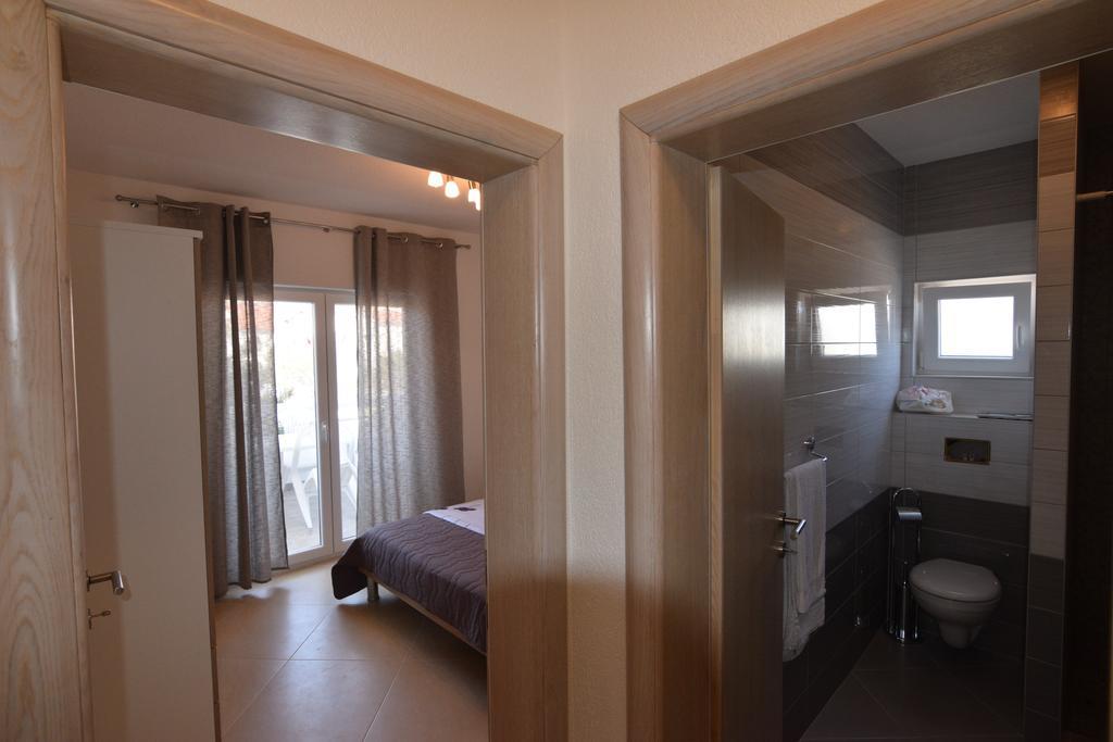 Apartments Batarilo Biograd Na Moru Eksteriør bilde