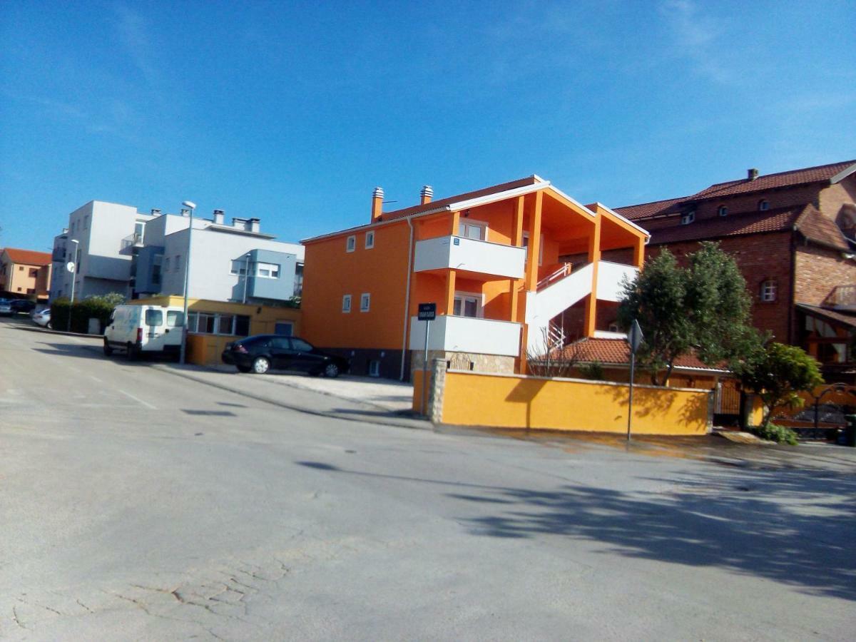 Apartments Batarilo Biograd Na Moru Eksteriør bilde